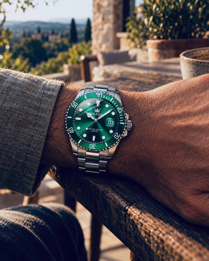 Emerald — on wrist, photo 4