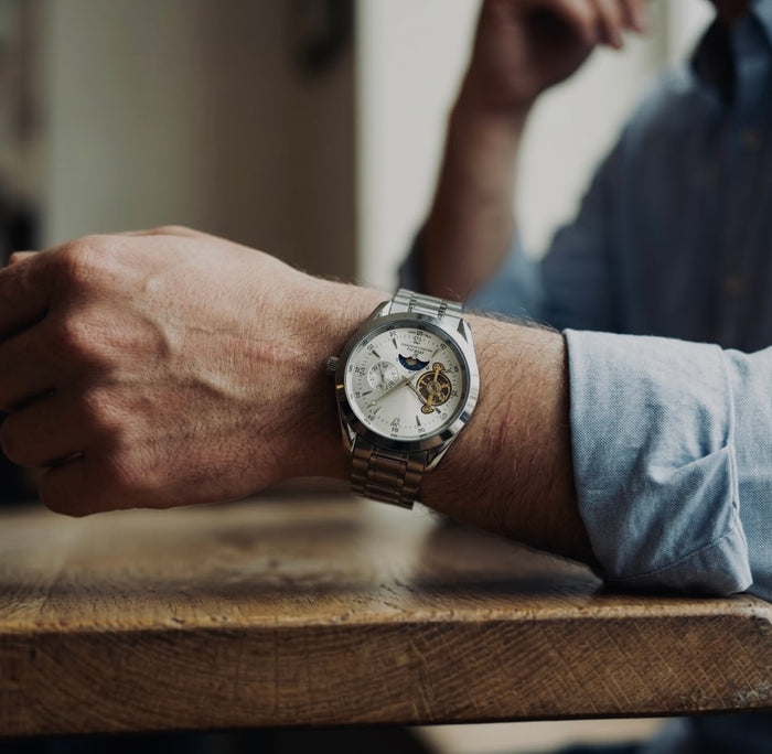 Ambassador — on wrist, photo 2